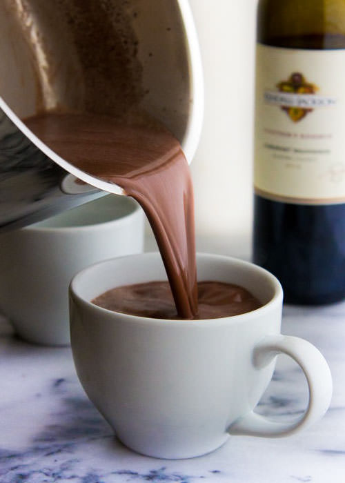 red wine hot chocolate in a mug